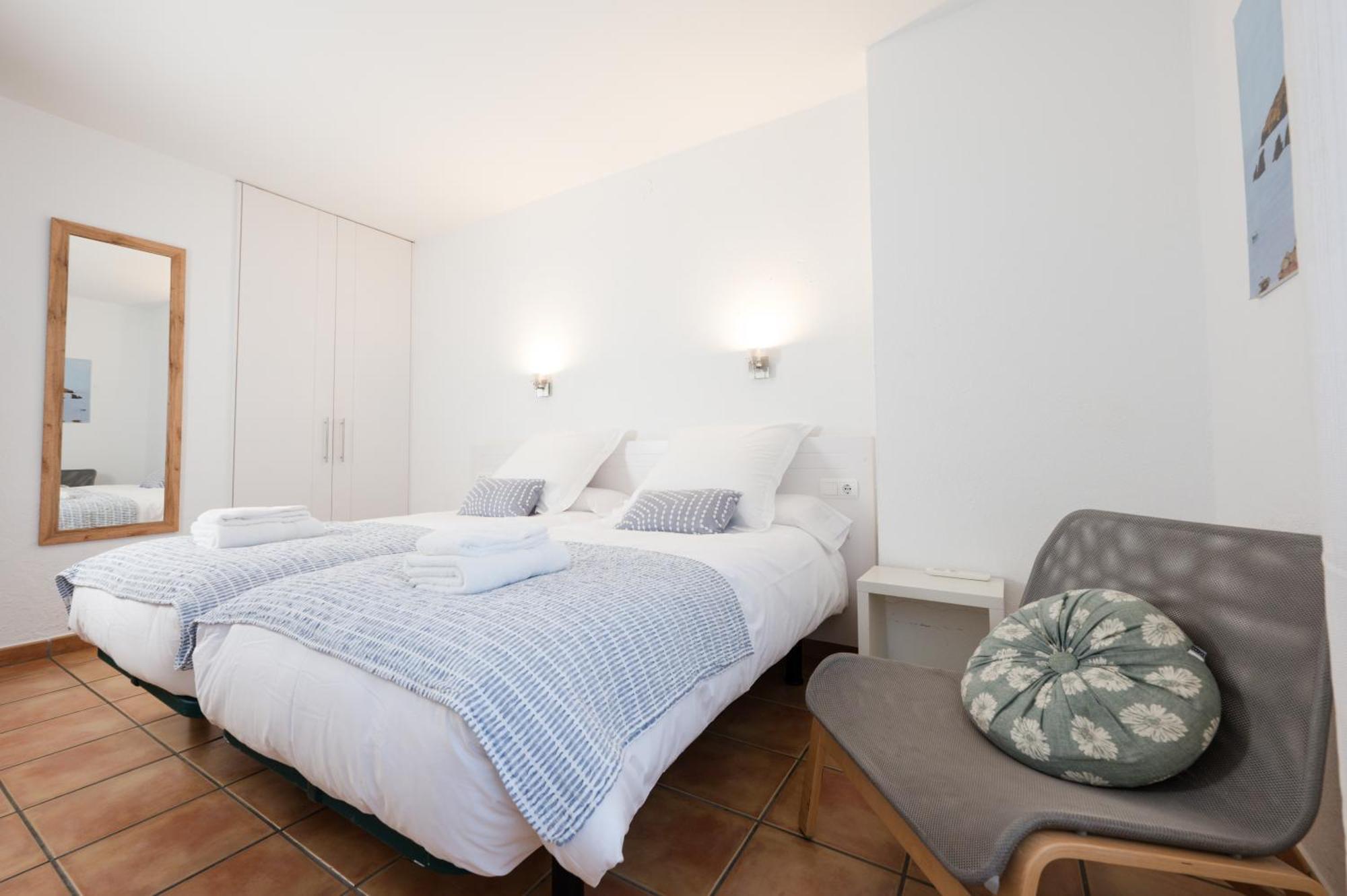 Hostal El Ranxo Cadaques Bagian luar foto